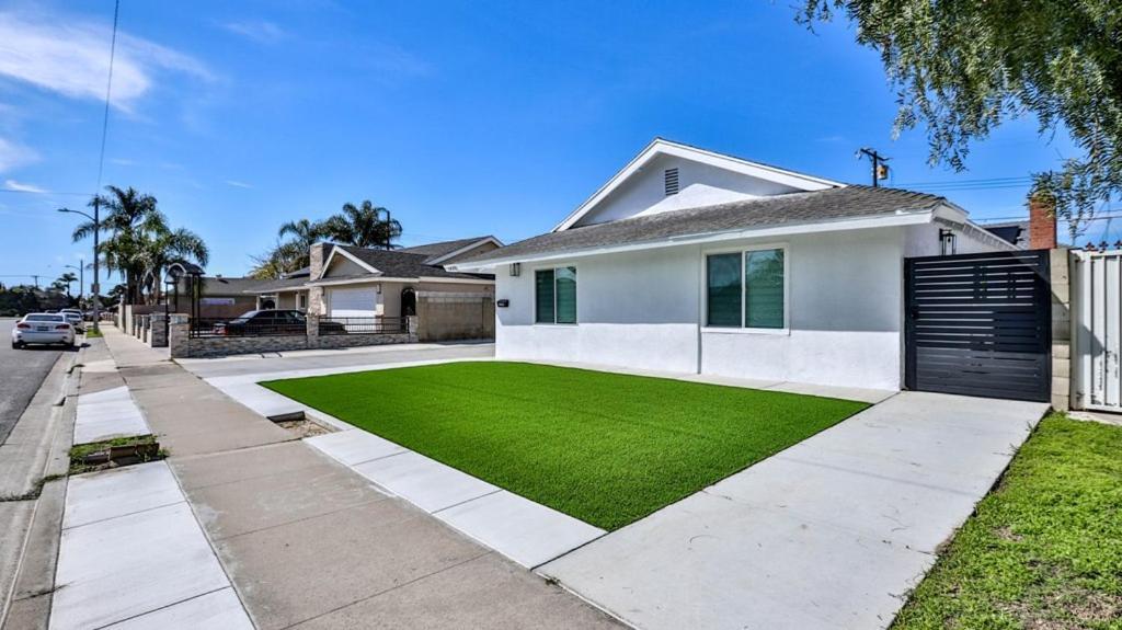 H&H Modern Lux 4Bd 1 King Suite 3 Queen Socal Disney 웨스트민스터 외부 사진