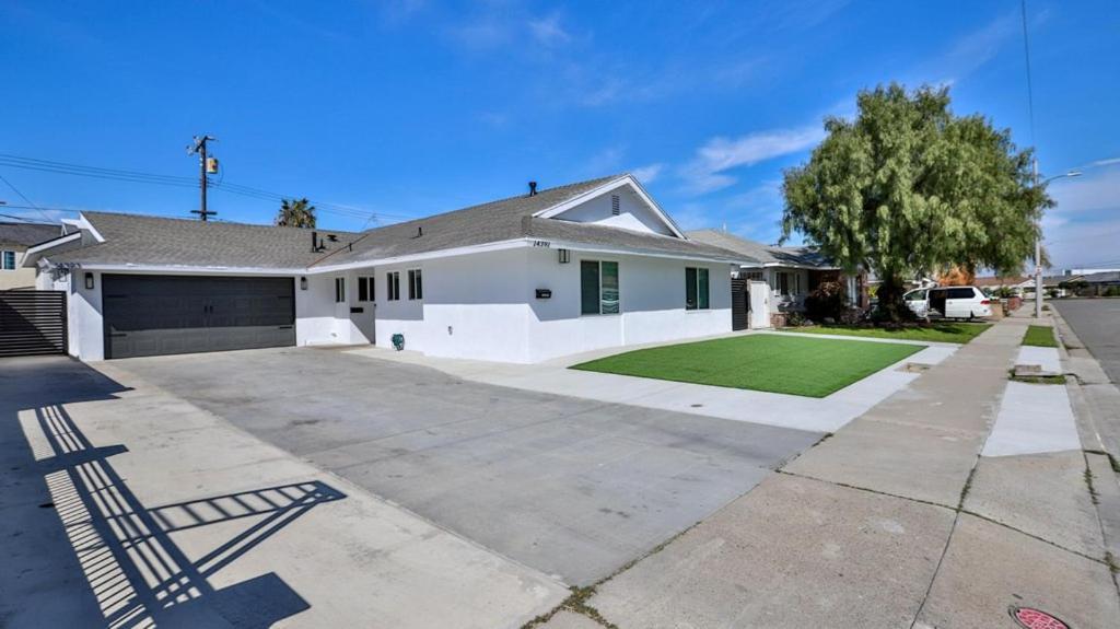 H&H Modern Lux 4Bd 1 King Suite 3 Queen Socal Disney 웨스트민스터 외부 사진