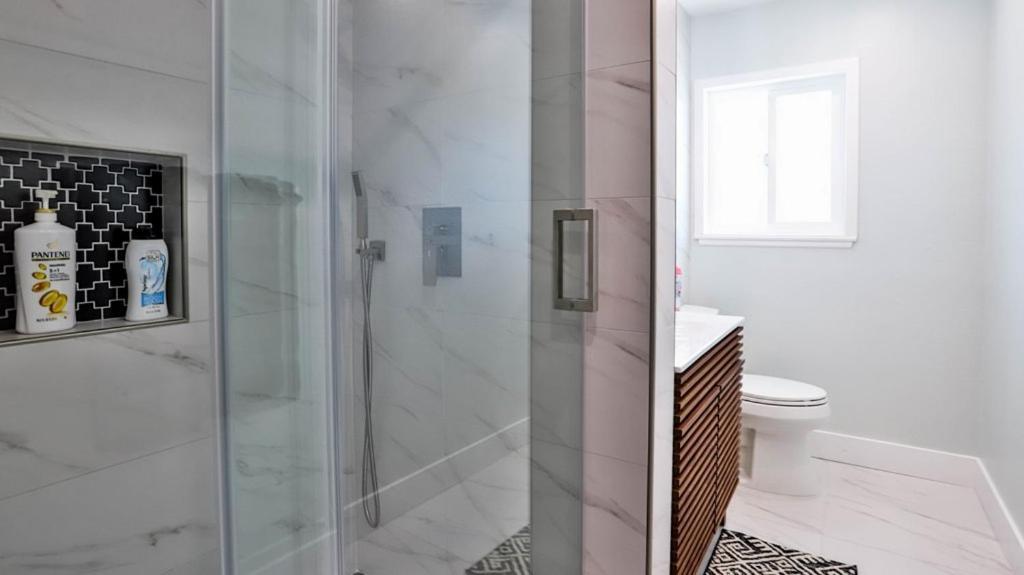 H&H Modern Lux 4Bd 1 King Suite 3 Queen Socal Disney 웨스트민스터 외부 사진